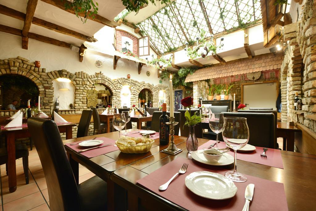 Hotel Zur Post Kleve เคลเวอ ภายนอก รูปภาพ